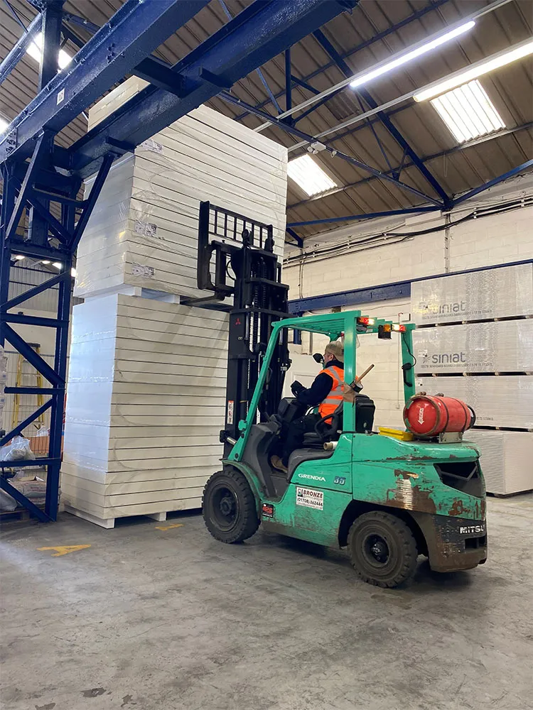 HILT Forklift Loading